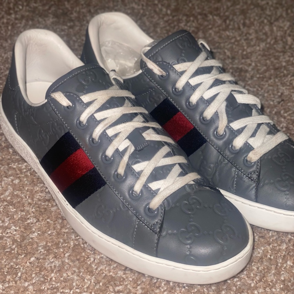 Gucci Unisex Gray Sneaker USED